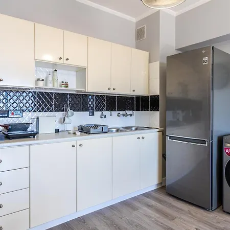 Peale's 2-bedroom In Mackenzie דירה *