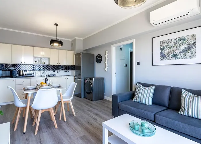 Peale's 2-bedroom In Mackenzie Appartement