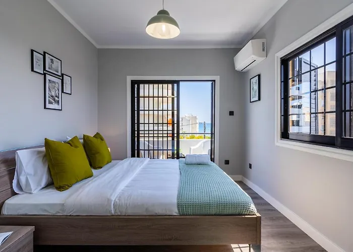 Peale's 2-bedroom In Mackenzie *