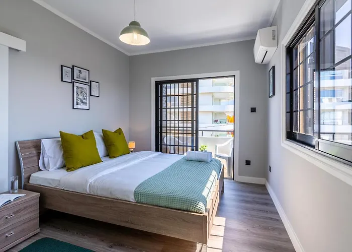 Peale's 2-bedroom In Mackenzie