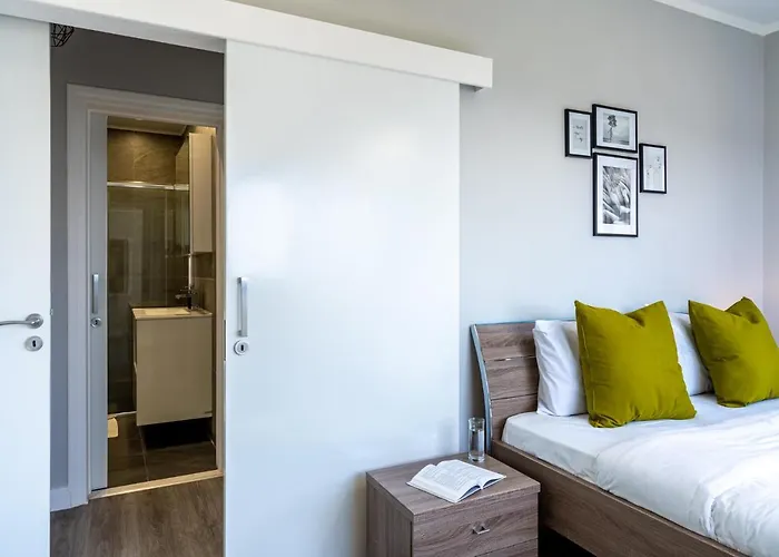 Peale's 2-bedroom In Mackenzie